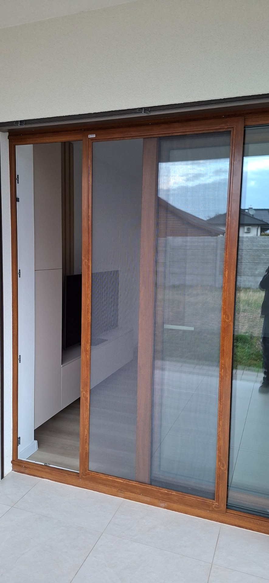 Posuvná dverová sieť 